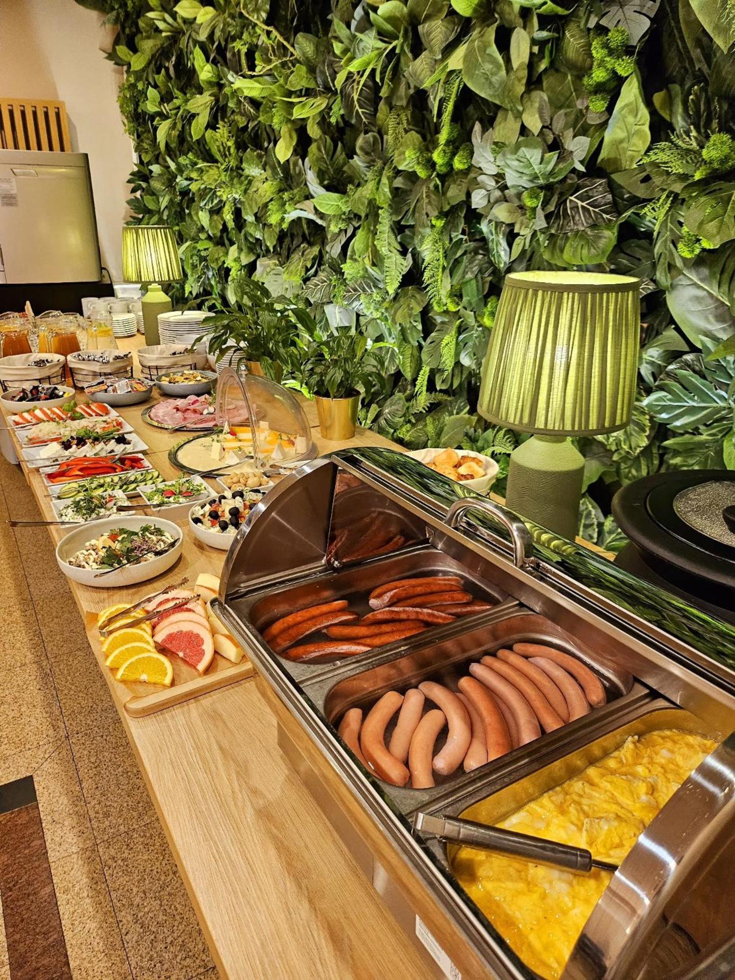Restauracja Przystan Мініготель *